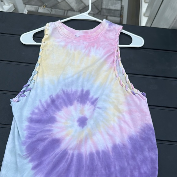I am selling a jersey shore T-shirt Tie-dyed, and in great condition - Picture 2 of 2